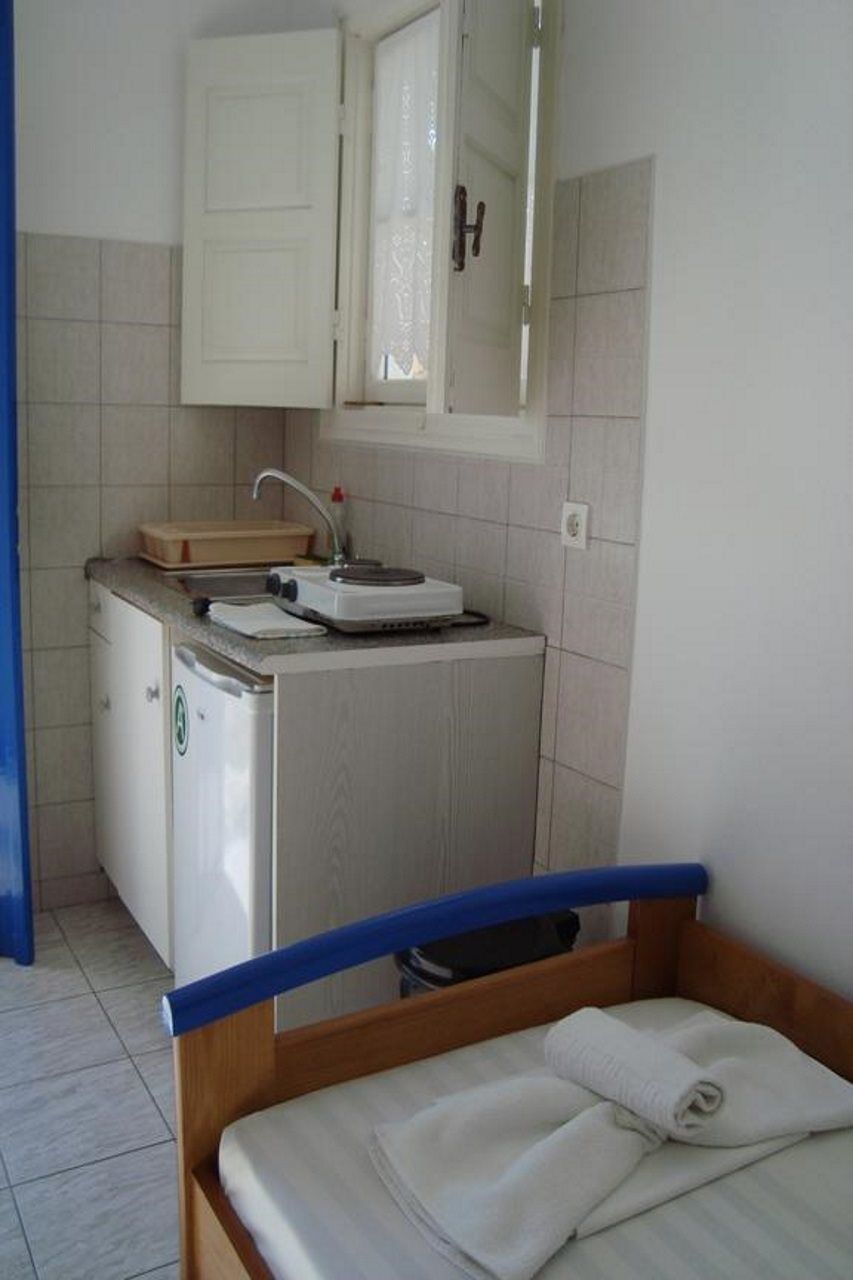Evgenia Rooms And Apartments Folegandros Town Bagian luar foto